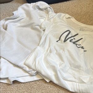White Nike Sweatshirt and T-shirt set
